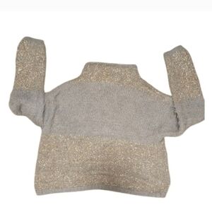Elegant Gray Women's Sweater